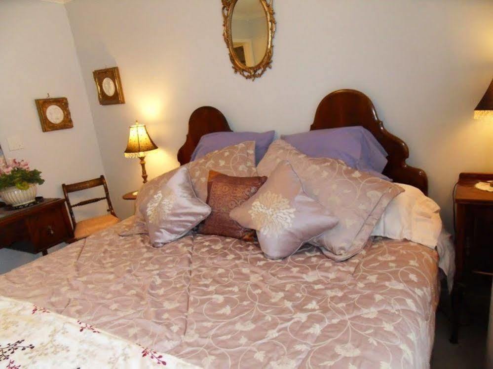 ナイアガラ・フォールズ Dorchester House Bed & Breakfast エクステリア 写真